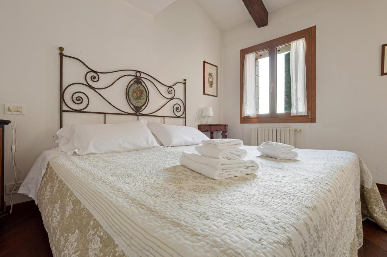 ונציה Rialto Canal View Apartment מראה חיצוני תמונה