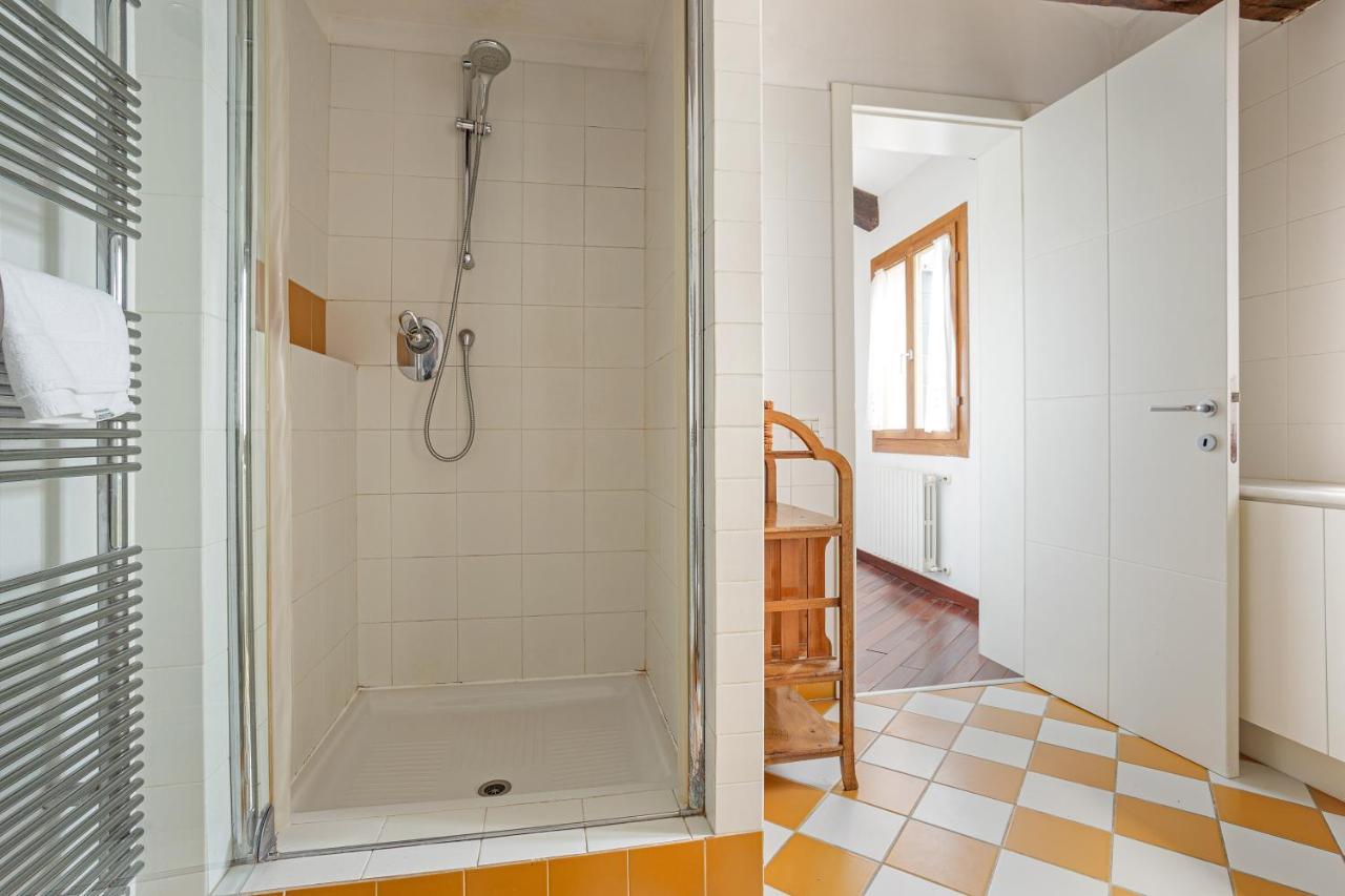 ונציה Rialto Canal View Apartment מראה חיצוני תמונה