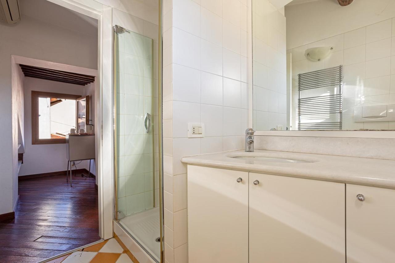 ונציה Rialto Canal View Apartment מראה חיצוני תמונה
