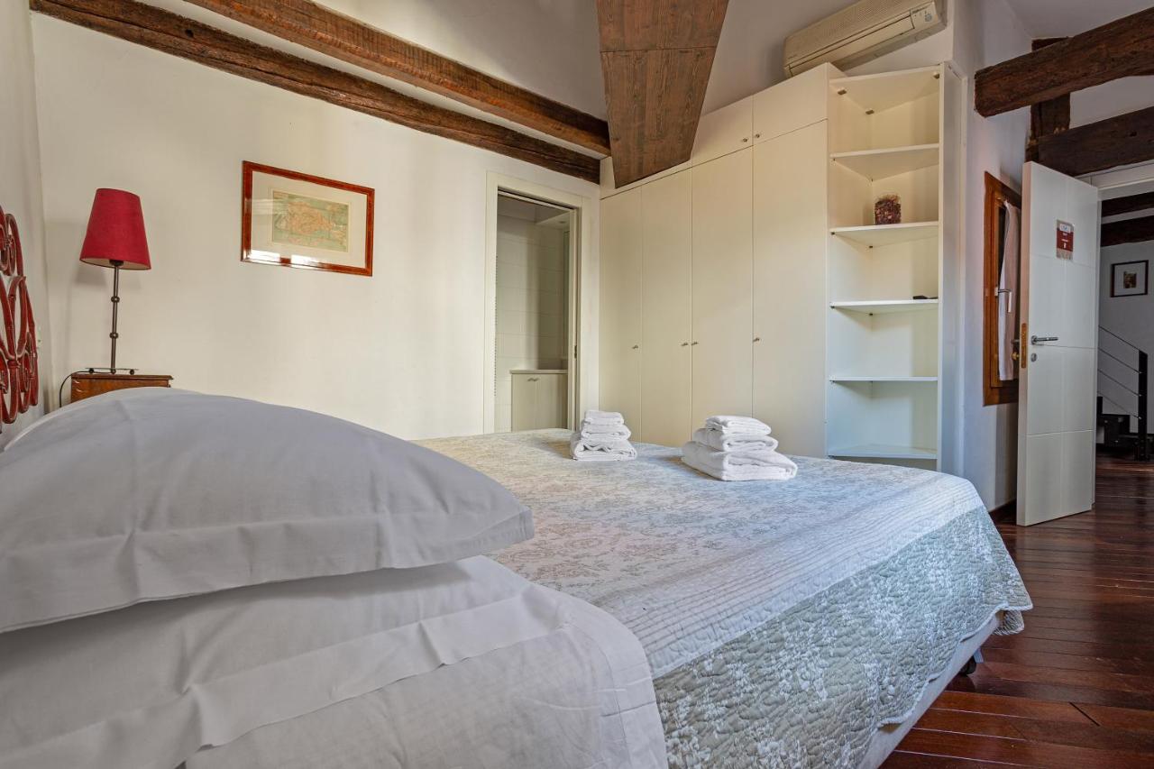 ונציה Rialto Canal View Apartment מראה חיצוני תמונה